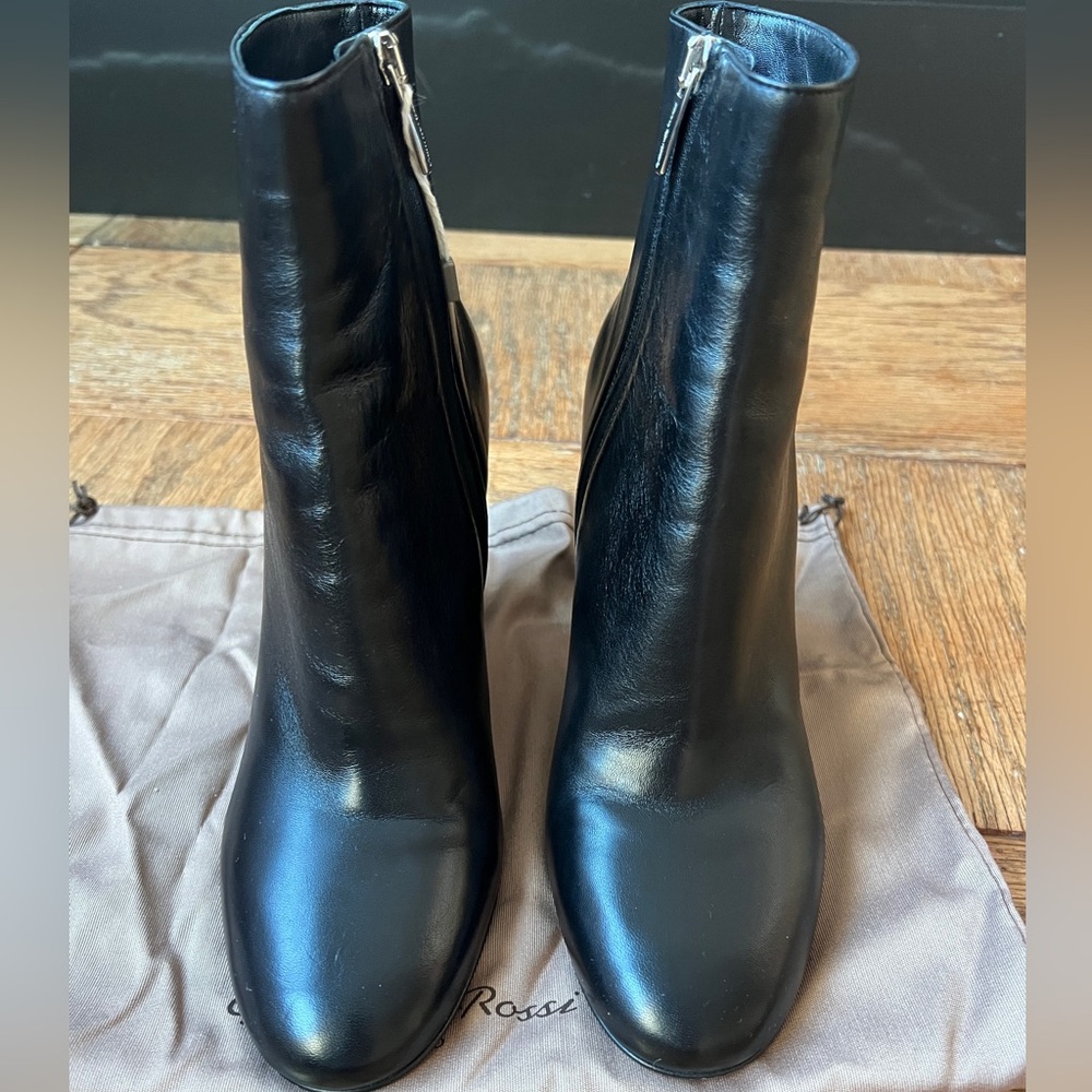 GIANVITO ROSSI - Picture 4 of 10